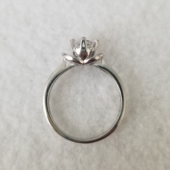 *only size 9 left!* 1ct Blossom Solitaire - Picture 6 of 6